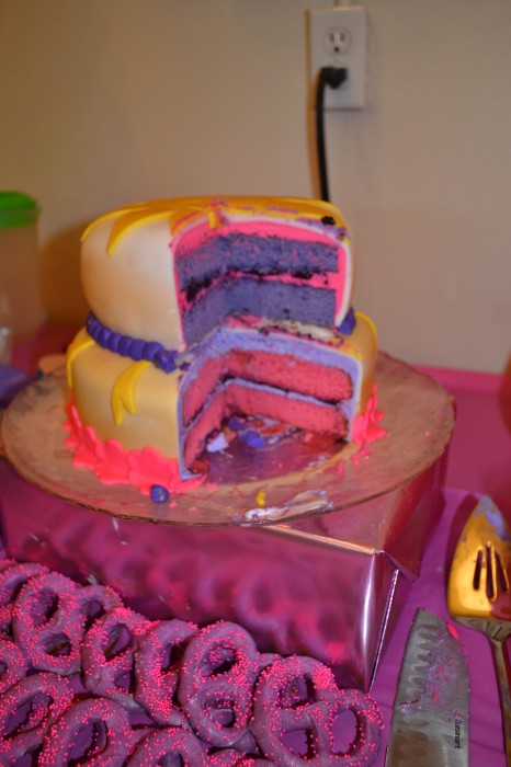 Pink and purple cake innards!